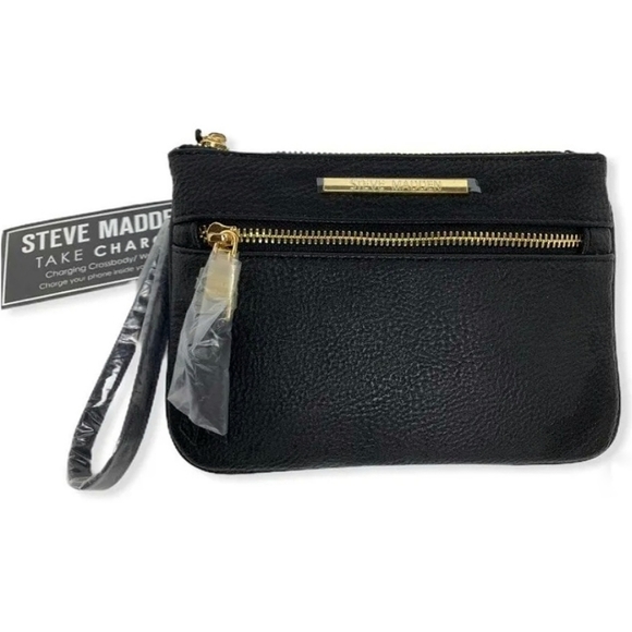 STEVE MADDEN "Take Charge" Wristlet With Charging Power Bank - Picture 1 of 9